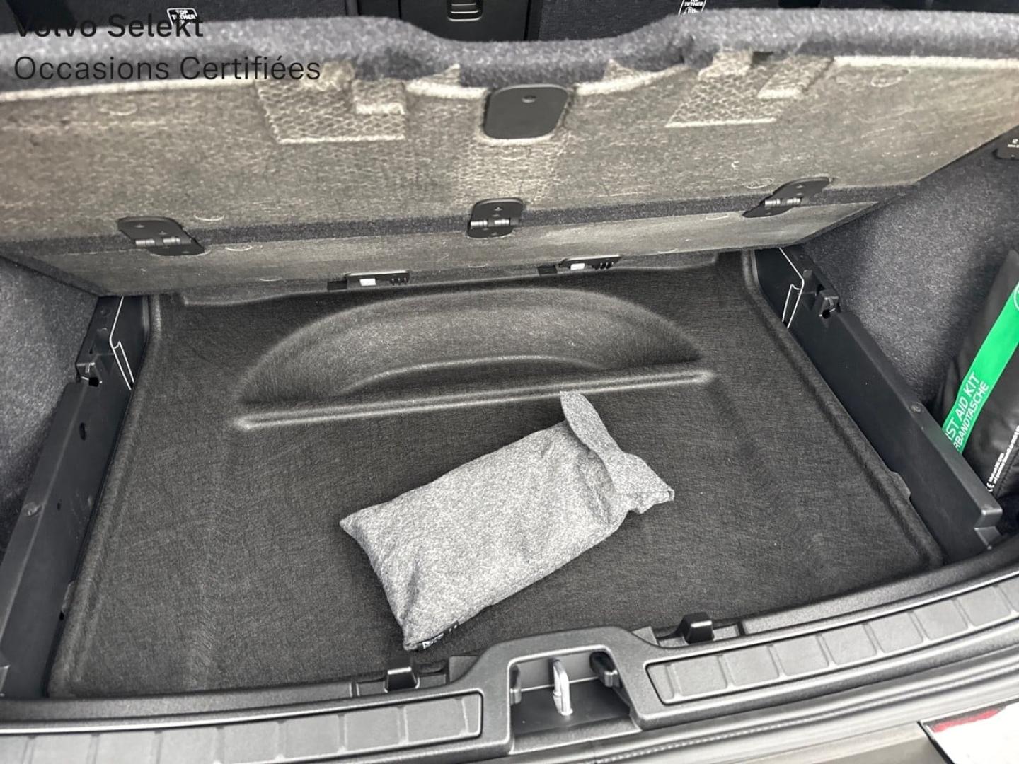 Image VOLVO XC40 B3 163ch Black Edition DCT 7