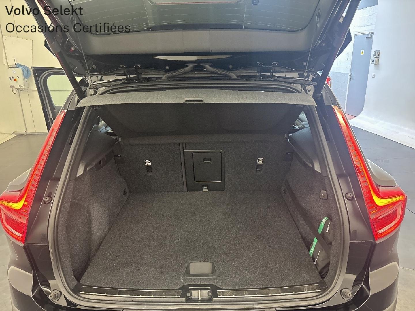 Image VOLVO XC40 T5 Twin Engine 180 + 82ch R-Design DCT 7