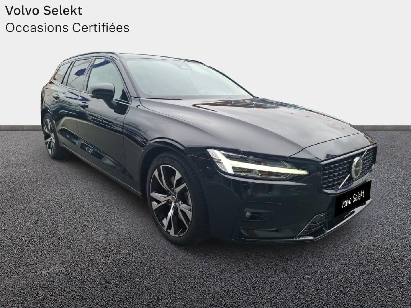 Image VOLVO V60 B4 197ch Ultra Style Dark DCT 7