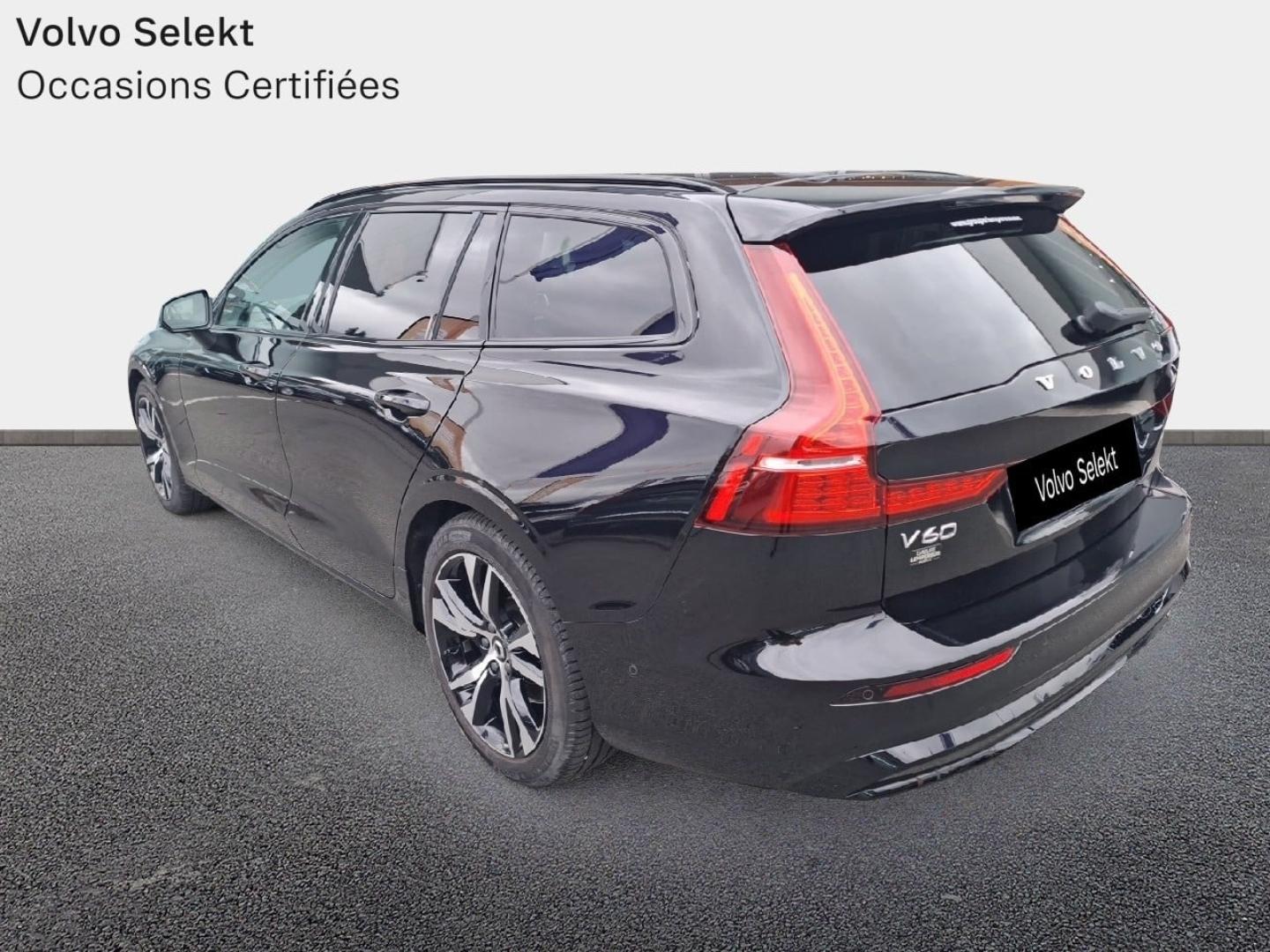 Image VOLVO V60 B4 197ch Ultra Style Dark DCT 7