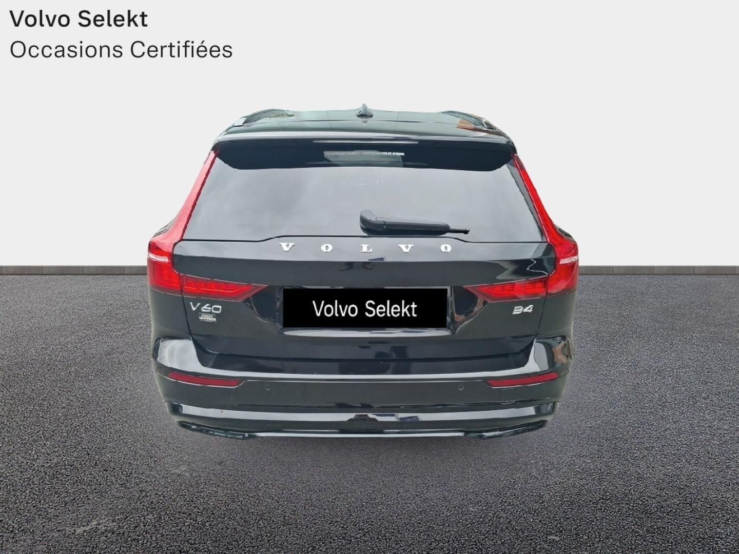 Image VOLVO V60 B4 197ch Ultra Style Dark DCT 7