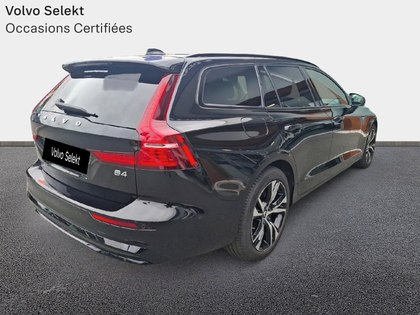 Image VOLVO V60 B4 197ch Ultra Style Dark DCT 7
