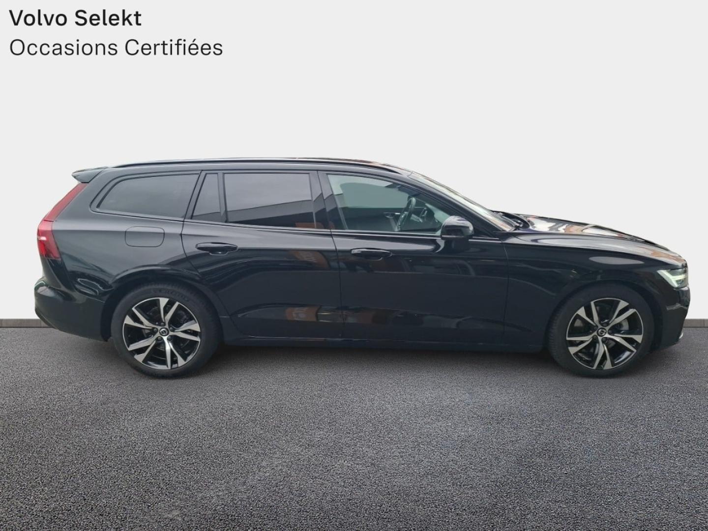 Image VOLVO V60 B4 197ch Ultra Style Dark DCT 7