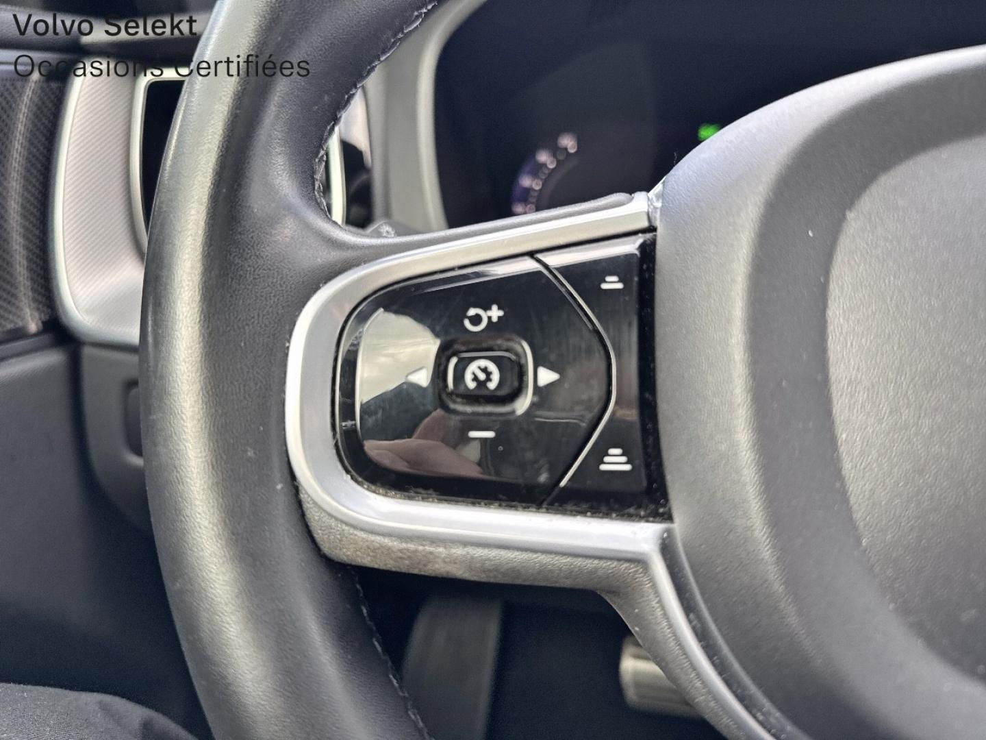 Image VOLVO XC60 T6 AWD 253 + 87ch R-Design Geartronic