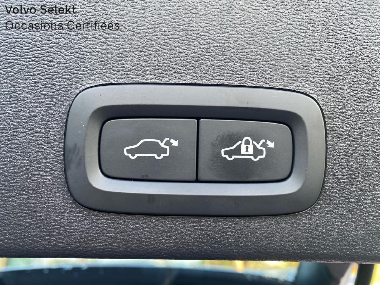 Image VOLVO XC40 B3 163ch Ultra DCT 7
