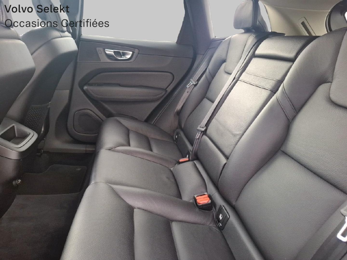 Image VOLVO XC60 B4 AdBlue AWD 197ch Business Executive Geartronic
