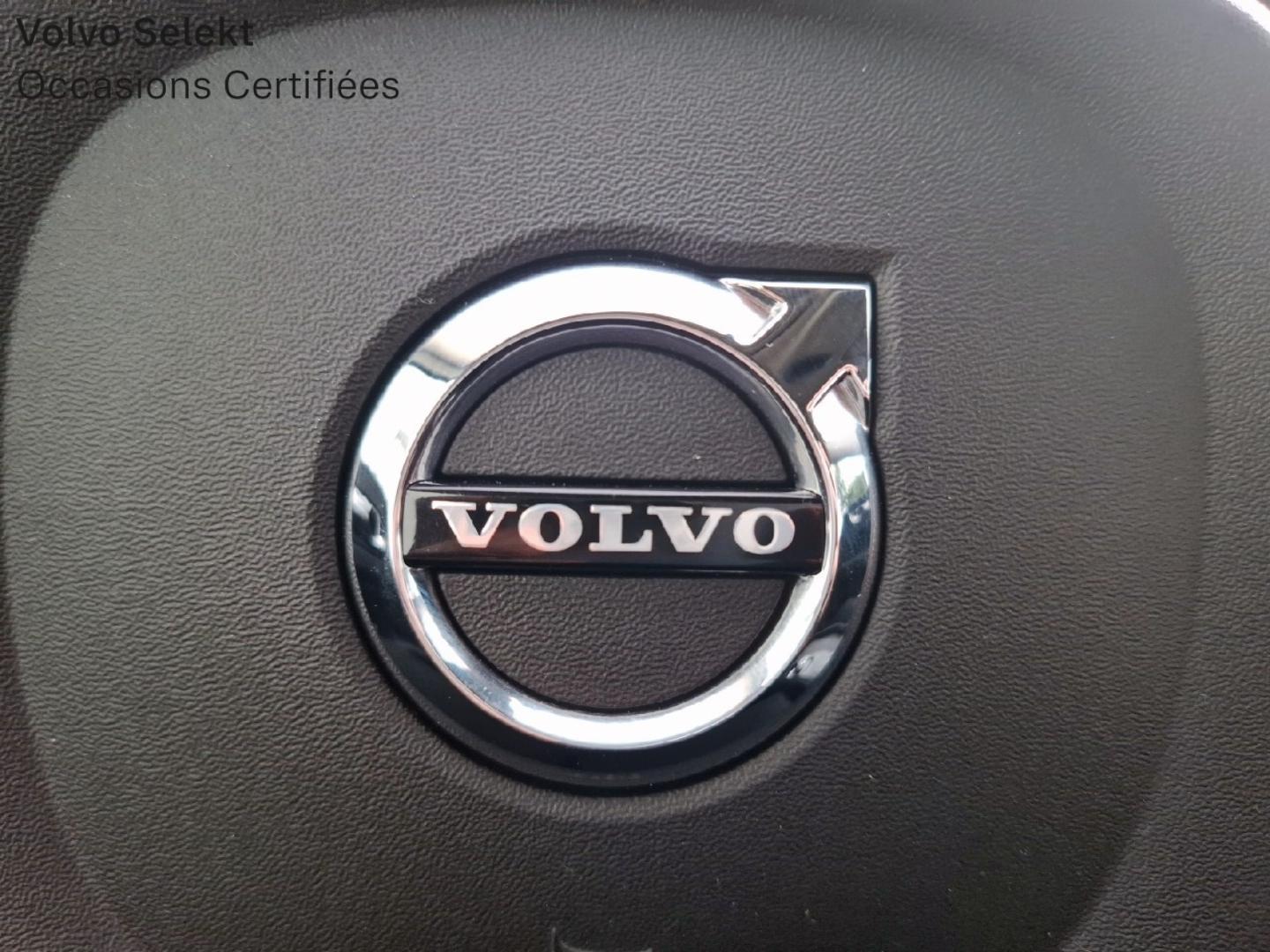 Image VOLVO XC60 B4 AdBlue AWD 197ch Business Executive Geartronic