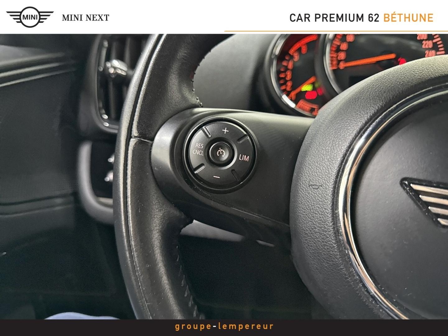 Image MINI Countryman One D 116ch Oakwood