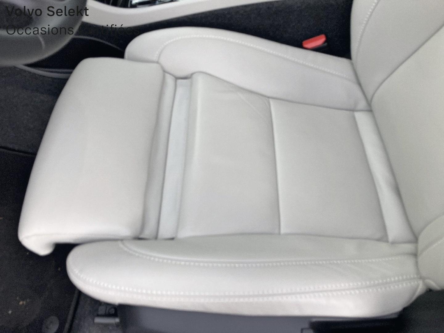 Image VOLVO XC40 B3 163ch Ultra DCT 7