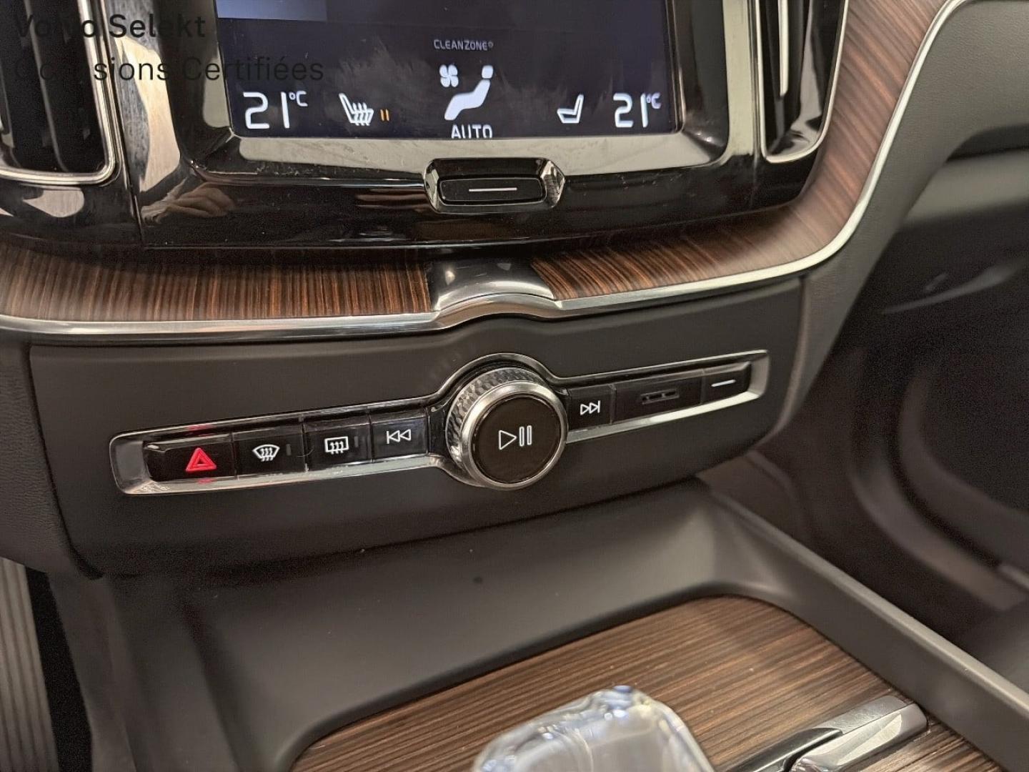 Image VOLVO XC60 T8 Twin Engine 303 + 87ch Inscription Luxe Geartronic