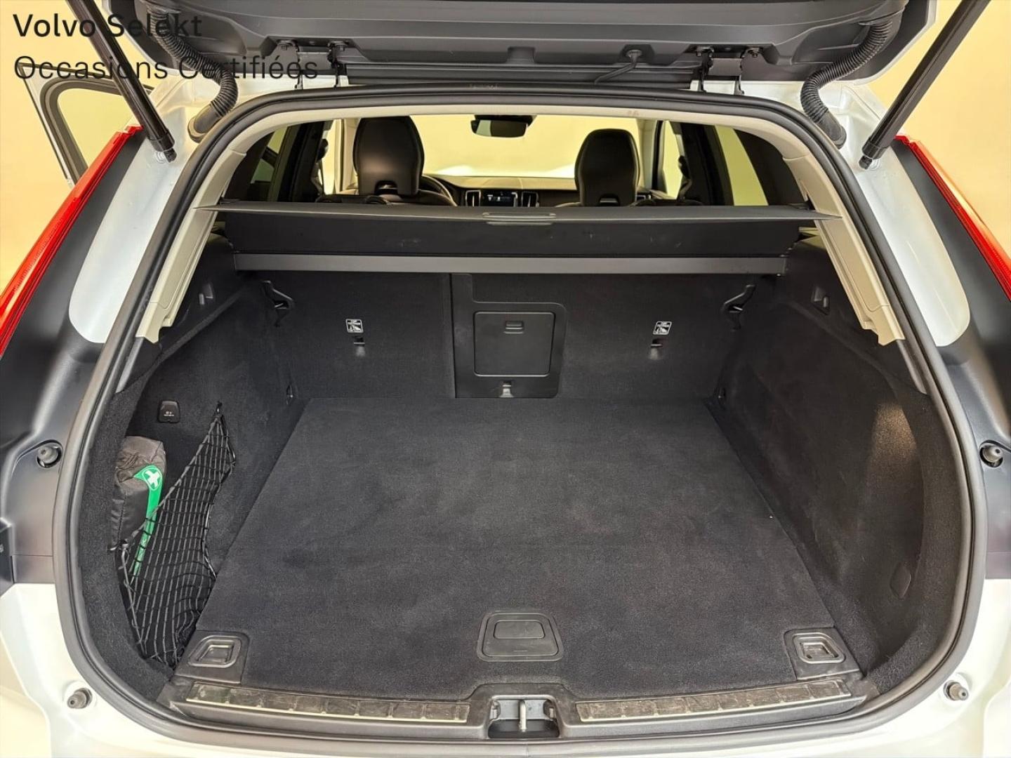 Image VOLVO XC60 T8 Twin Engine 303 + 87ch Inscription Luxe Geartronic
