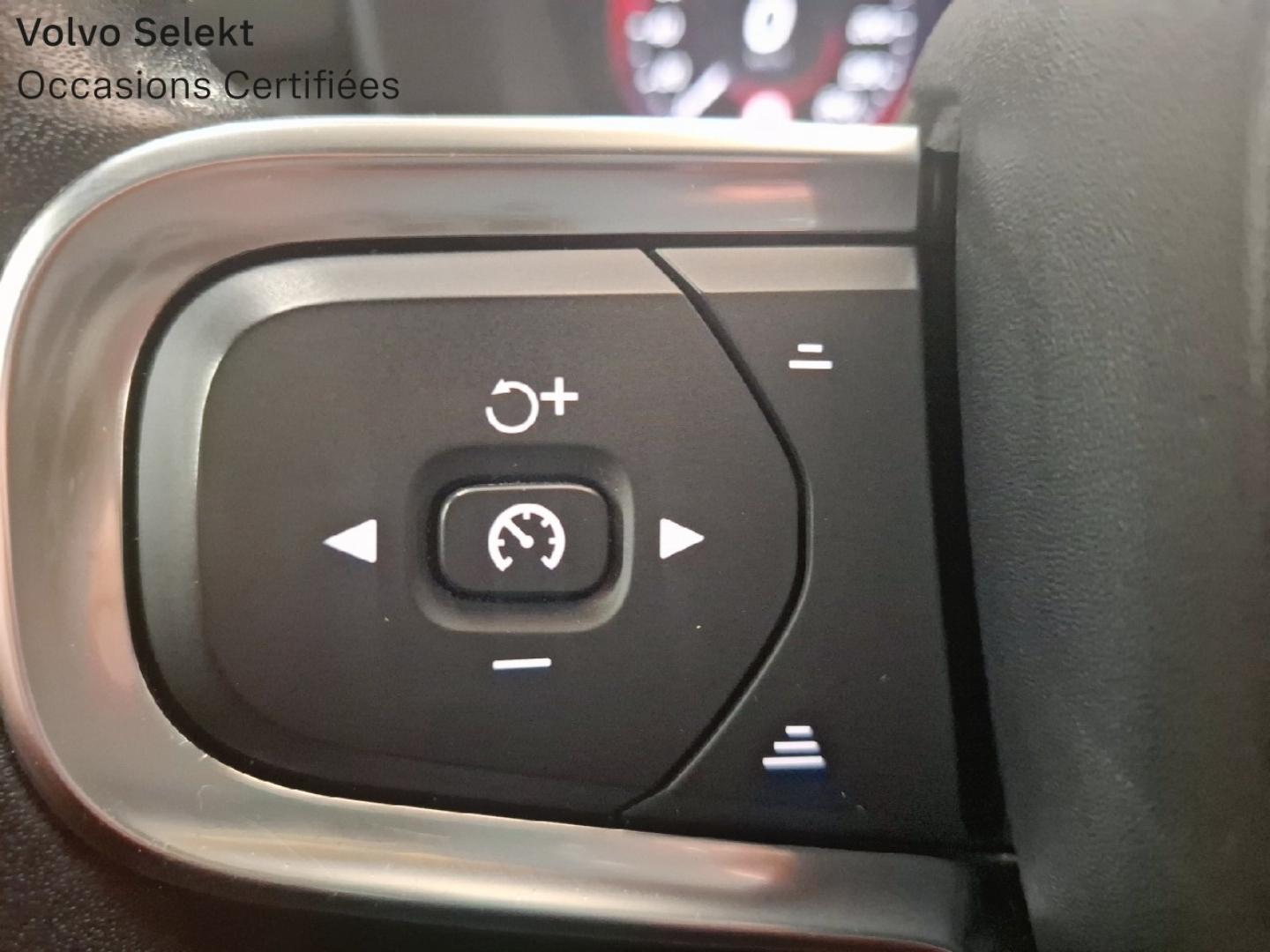 Image VOLVO XC40 T3 163ch Business Geartronic 8