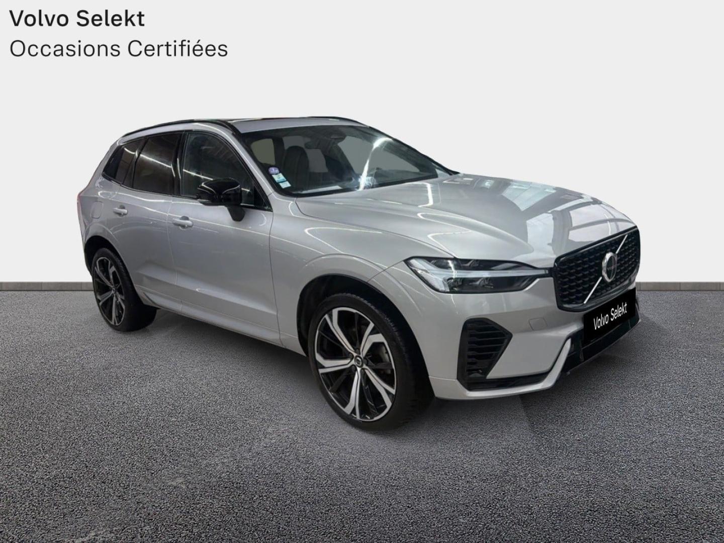 Photo VOLVO XC60 T6 AWD 253 + 87ch R-Design Geartronic