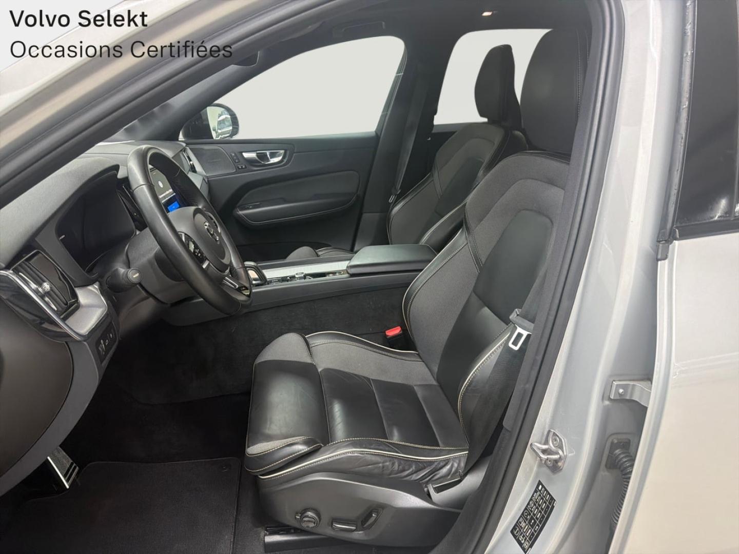 Image VOLVO XC60 T6 AWD 253 + 87ch R-Design Geartronic