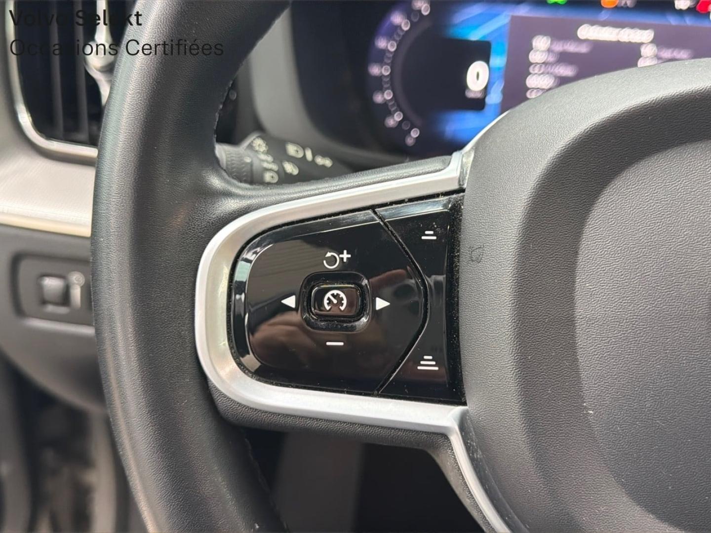 Image VOLVO XC60 T6 AWD 253 + 87ch R-Design Geartronic