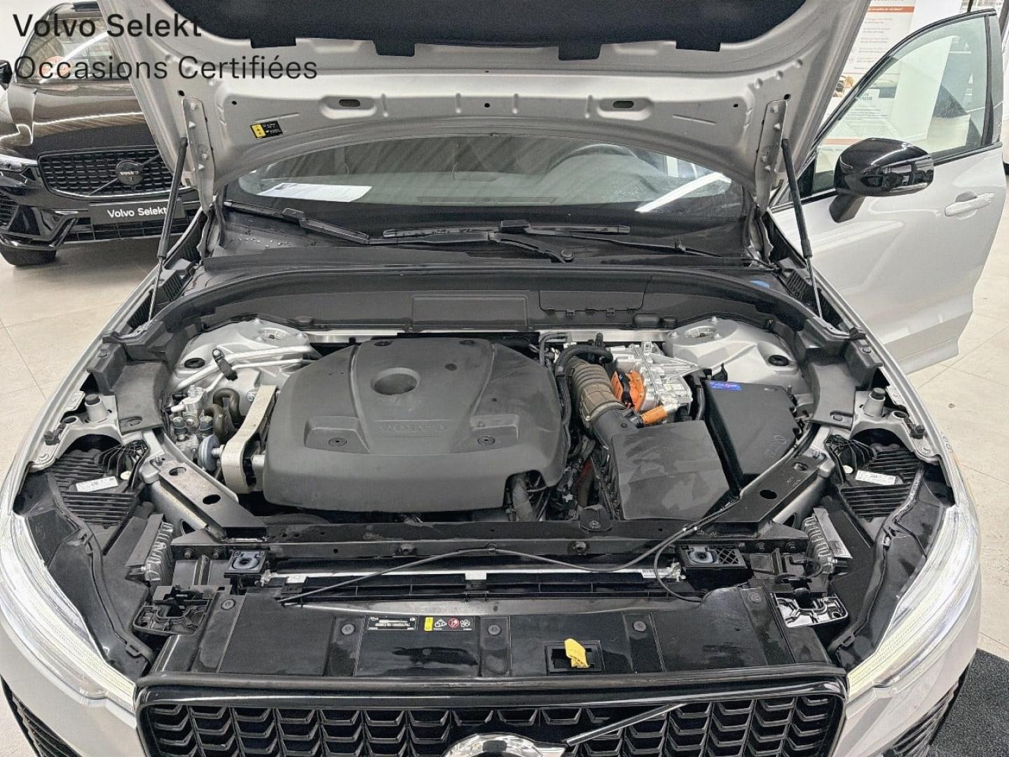 Image VOLVO XC60 T6 AWD 253 + 87ch R-Design Geartronic