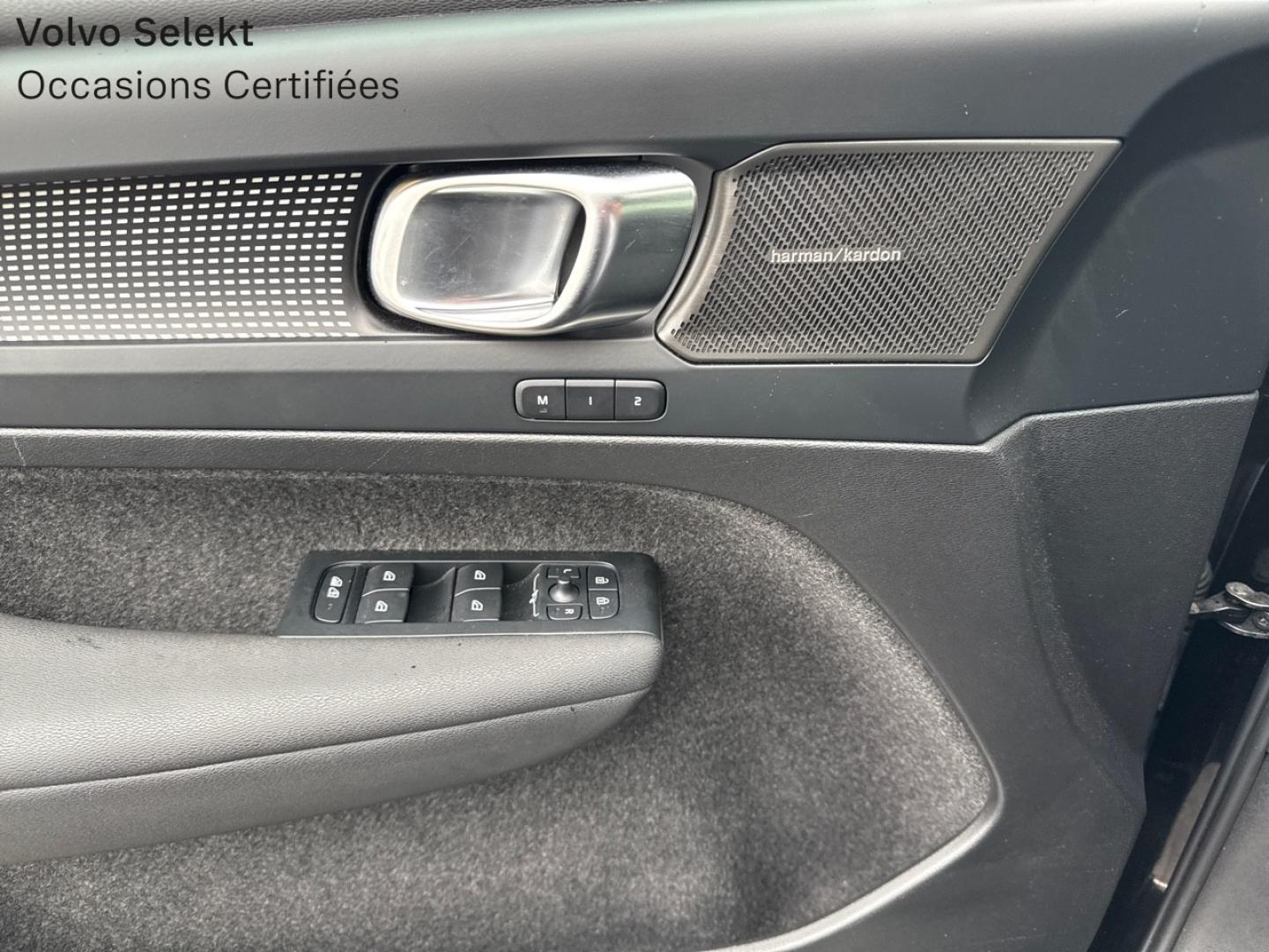 Image VOLVO XC40 B3 163ch Ultra DCT 7