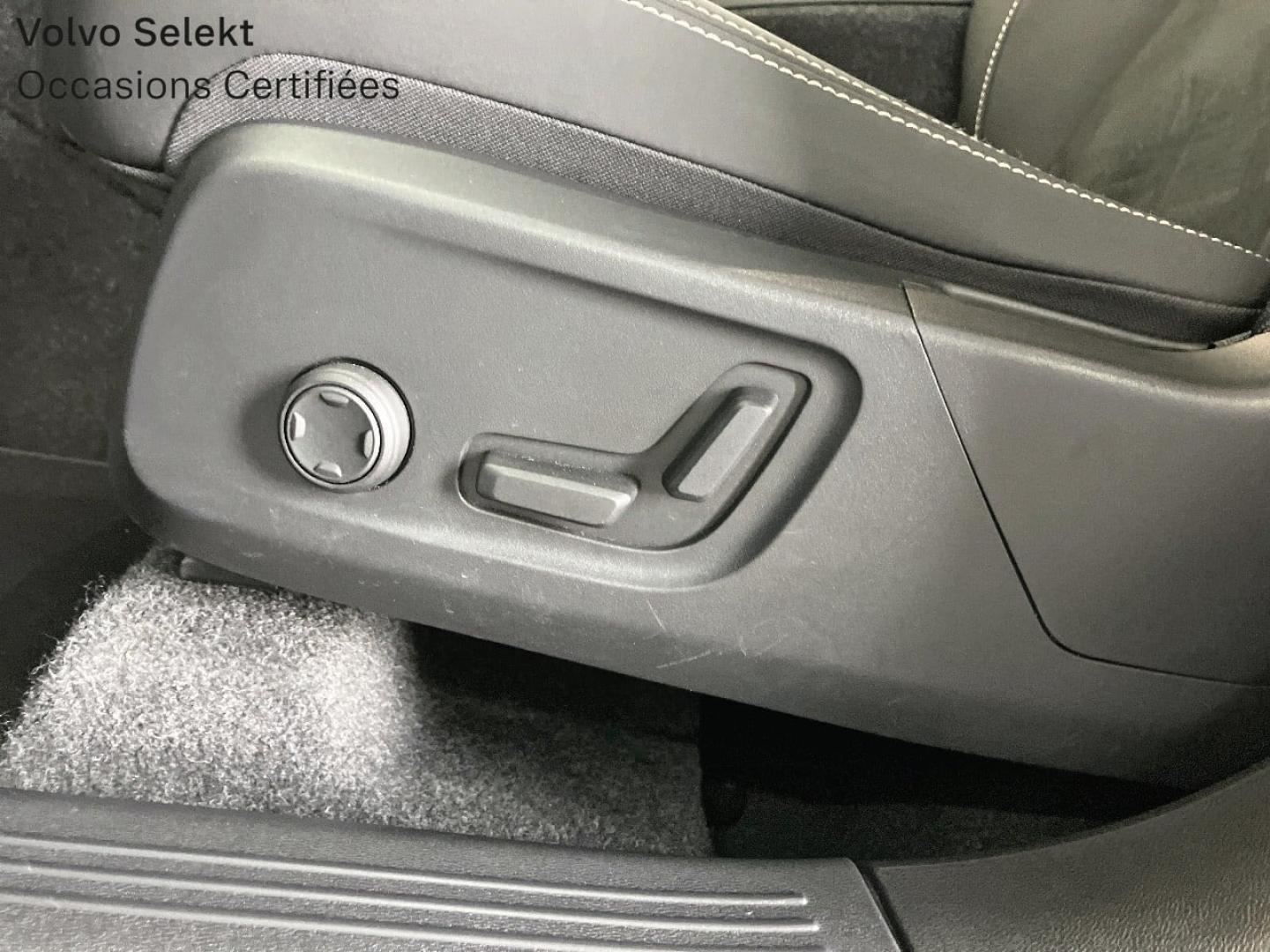 Image VOLVO XC40 B3 163ch Ultra DCT 7