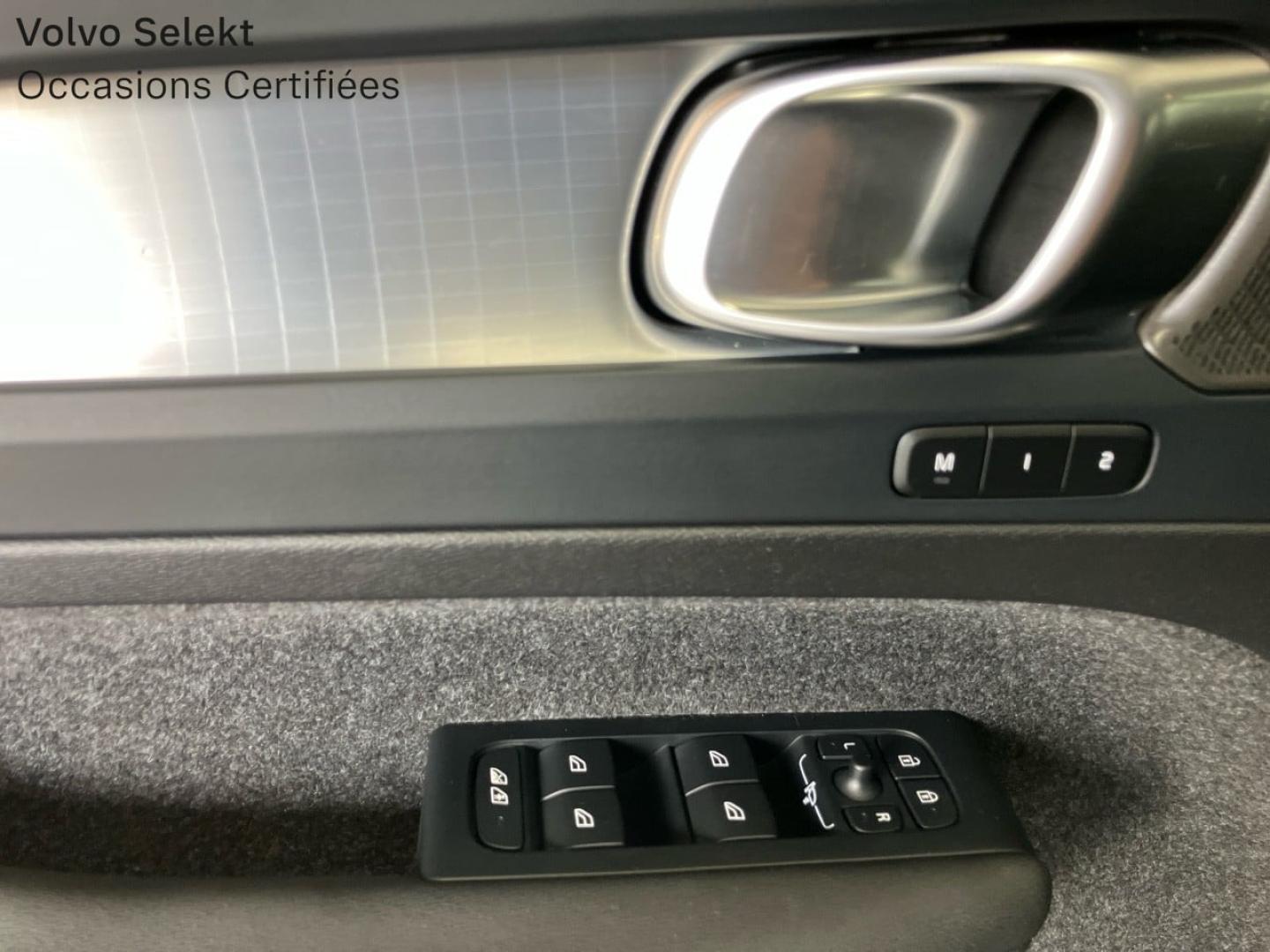 Image VOLVO XC40 B3 163ch Ultra DCT 7