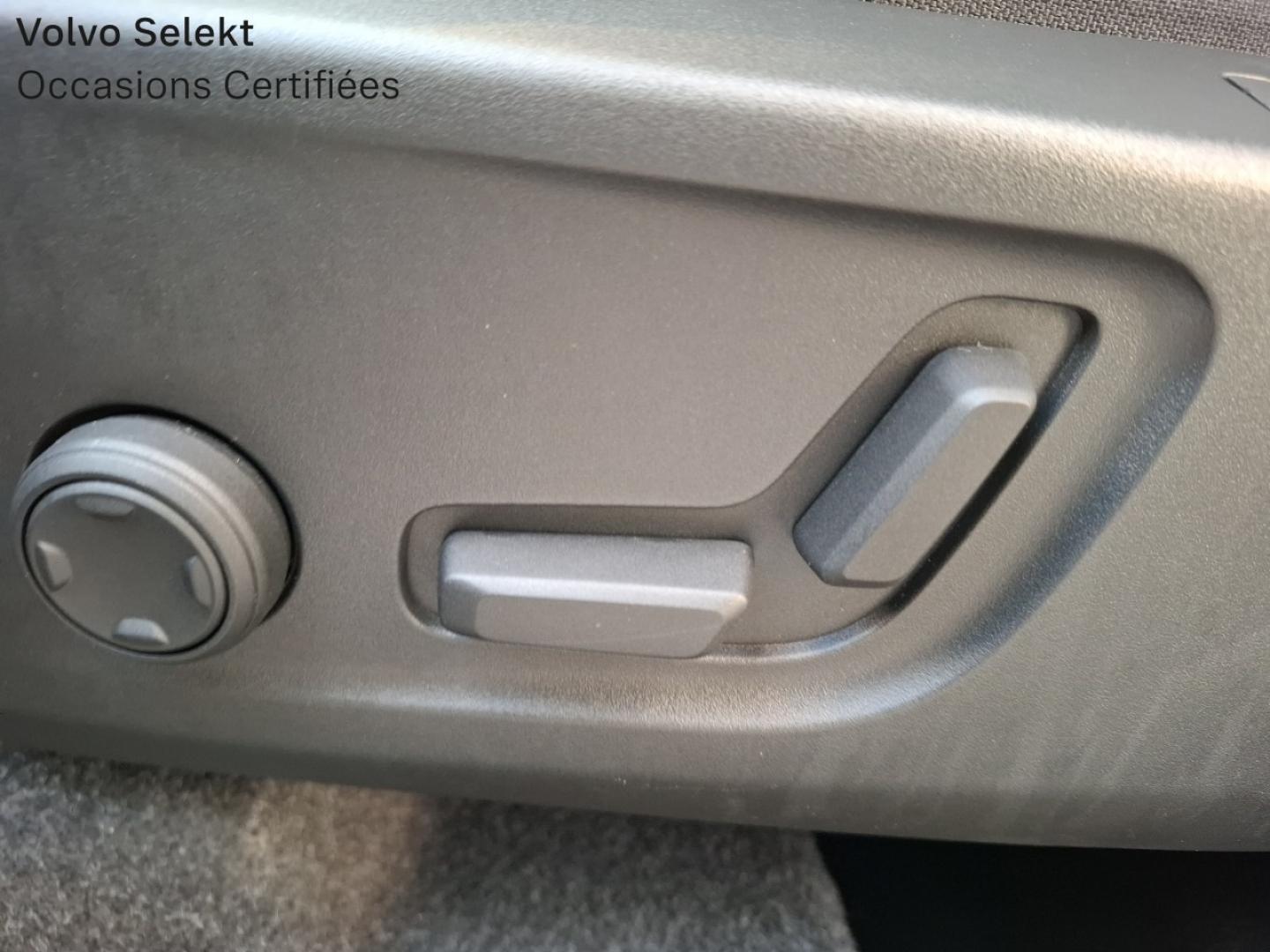 Image VOLVO XC40 B3 163ch Plus DCT 7
