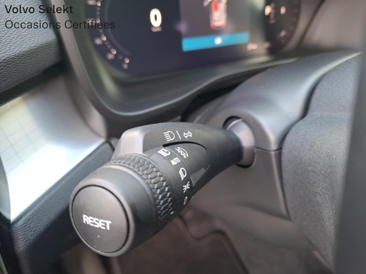 Image VOLVO XC40 B3 163ch Plus DCT 7