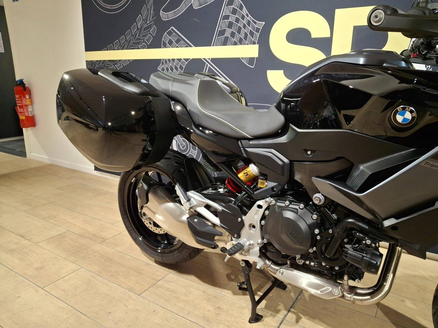 Image BMW F F 900 XR