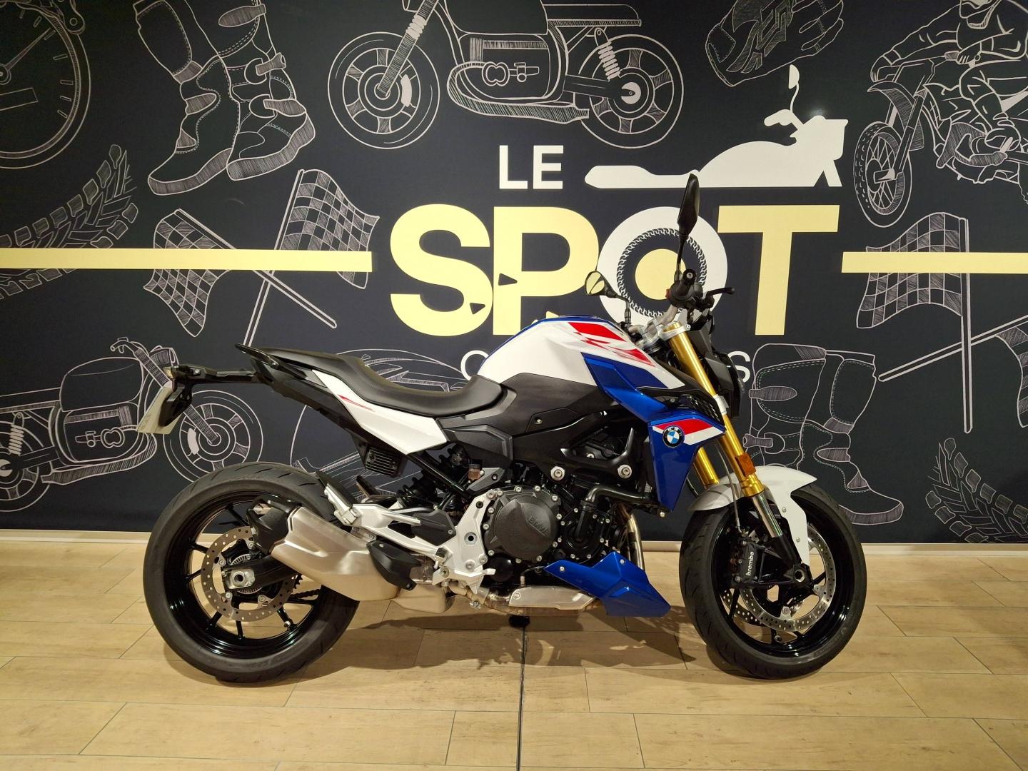 Image BMW F F 900 R A2