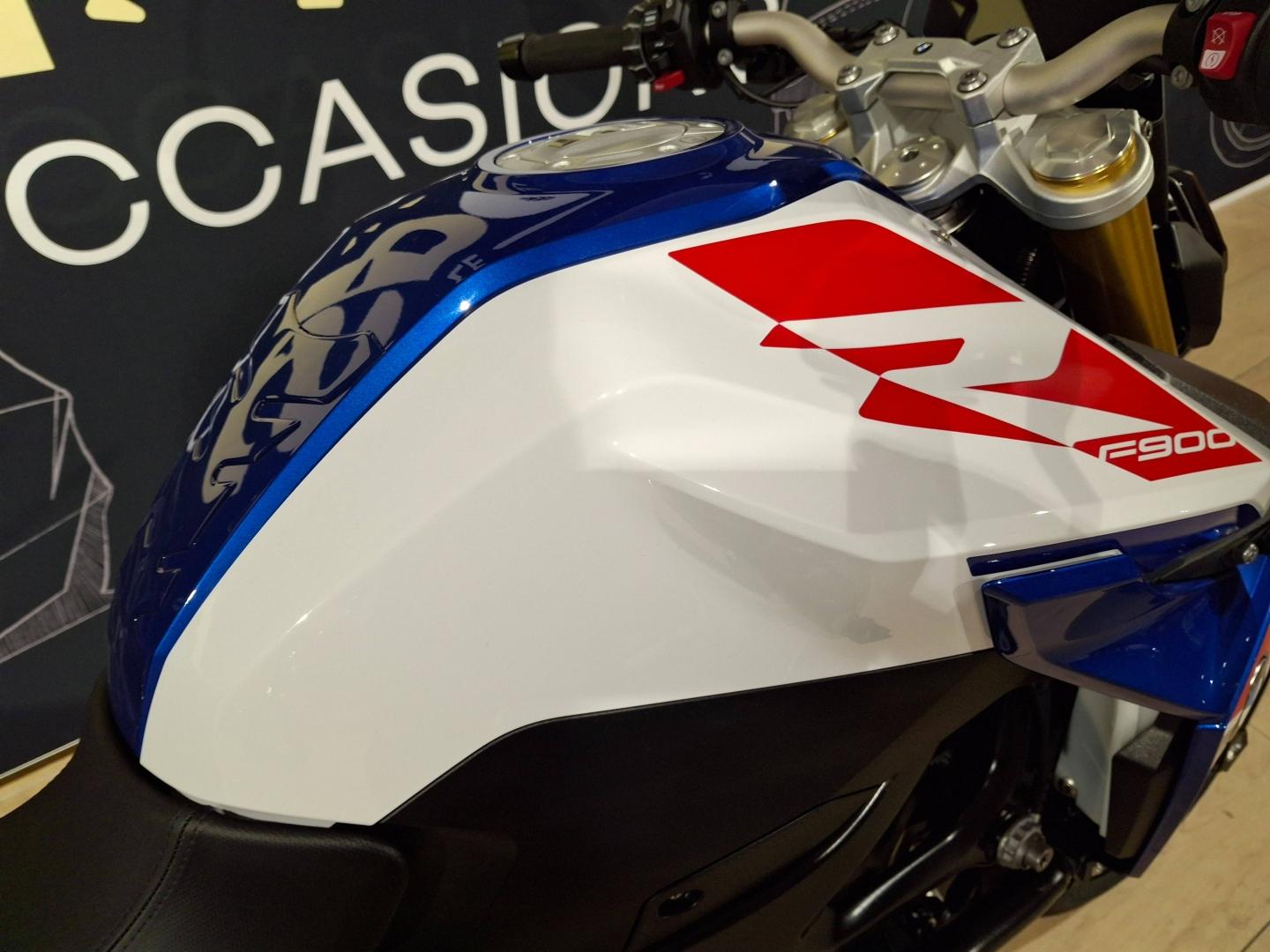 Image BMW F F 900 R A2