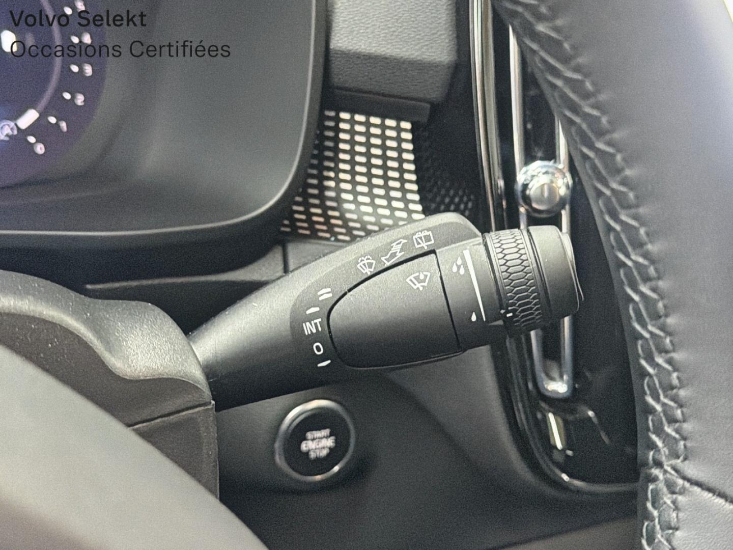 Image VOLVO XC40 B3 163ch Ultra DCT 7