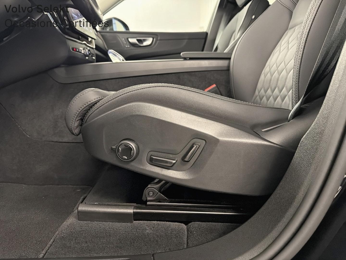 Image VOLVO XC60 T6 Hybride Rechargeable 350ch Plus Style Chrome Geartronic 8