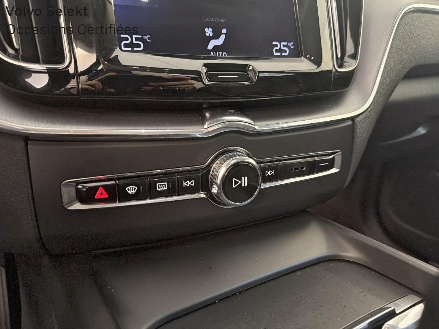 Image VOLVO XC60 D4 AdBlue 190ch Business Executive Geartronic