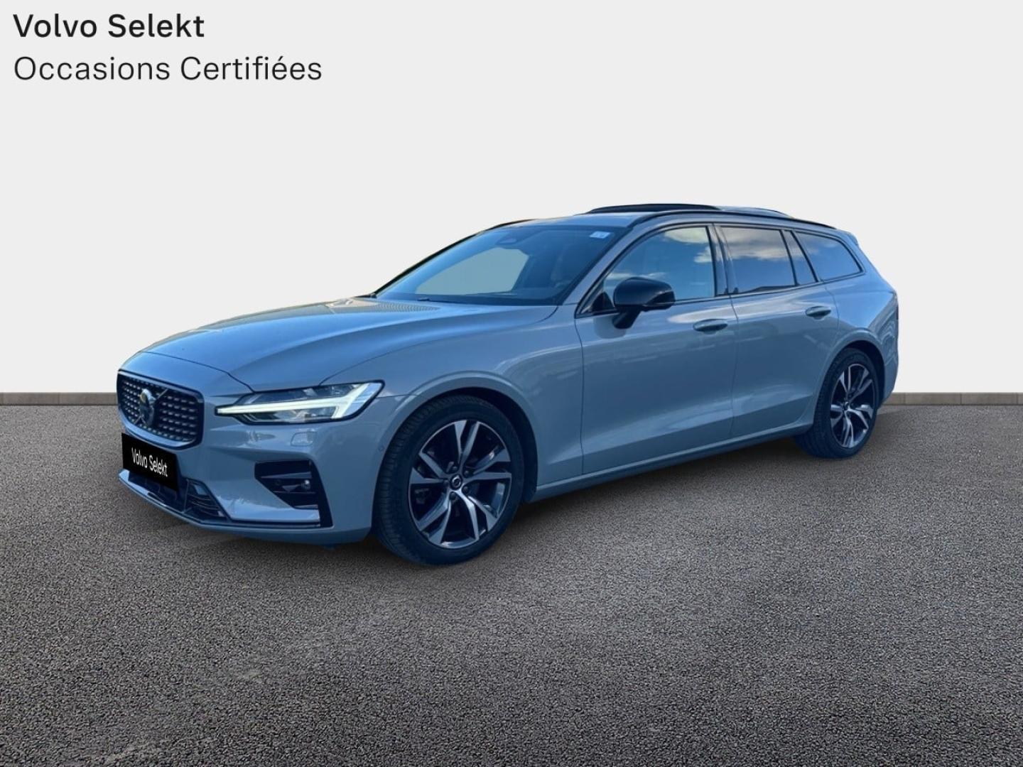 Photo VOLVO V60 B4 197ch Ultra Style Dark DCT 7