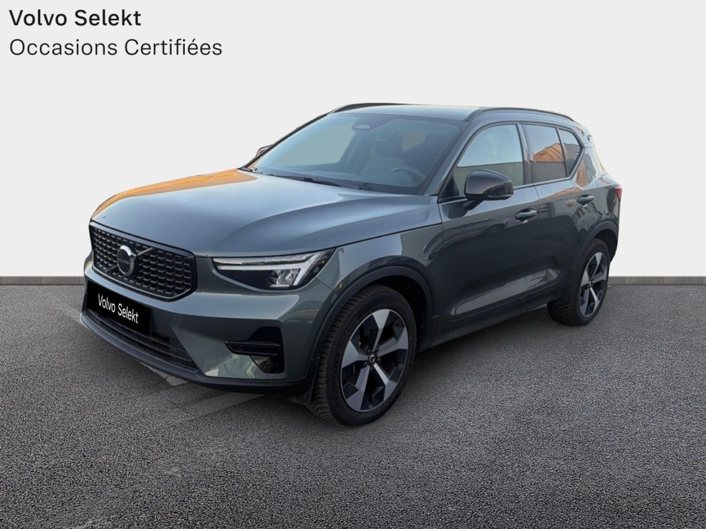 Photo VOLVO XC40 B3 163ch Plus DCT 7