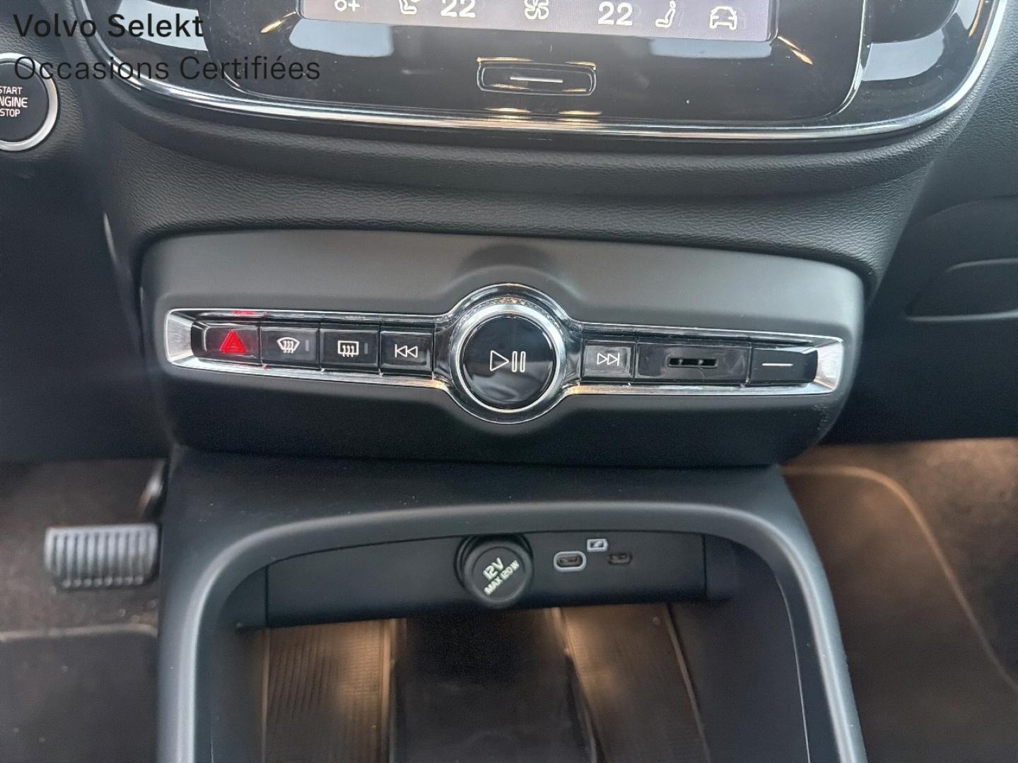 Image VOLVO XC40 B3 163ch Plus DCT 7